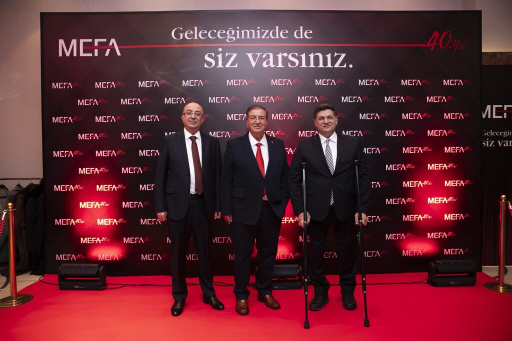 Yönetim Kurulu Üyesi-Cengiz Ucuz-Yönetim Kurulu Başkanı Emin Ucuz-Yönetim Kurulu Üyesi Ömer Ucuz