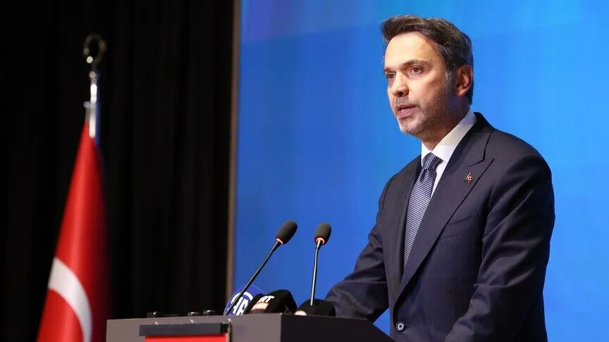 Bakan Bayraktar: Anamur'dan Teknecik'e doğal gaz iletim hattı inşa edeceğiz