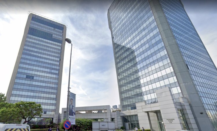 Fuzul Holding, Beşiktaş'taki Atakule'nin 10 katını satın aldı